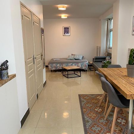 Апартаменты Large And Unique Souplex 60Sqm, Well Located Париж Экстерьер фото