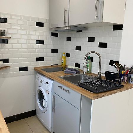 Апартаменты Large And Unique Souplex 60Sqm, Well Located Париж Экстерьер фото